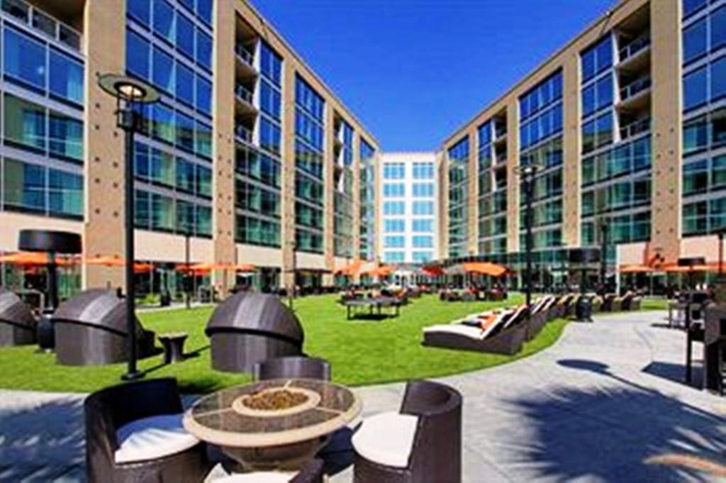فندق ستوكتون، كاليفورنيافي  فندق جامعة بلازا واترفرونت المظهر الخارجي الصورة