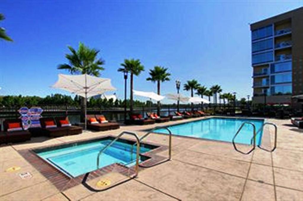 فندق ستوكتون، كاليفورنيافي  فندق جامعة بلازا واترفرونت المظهر الخارجي الصورة