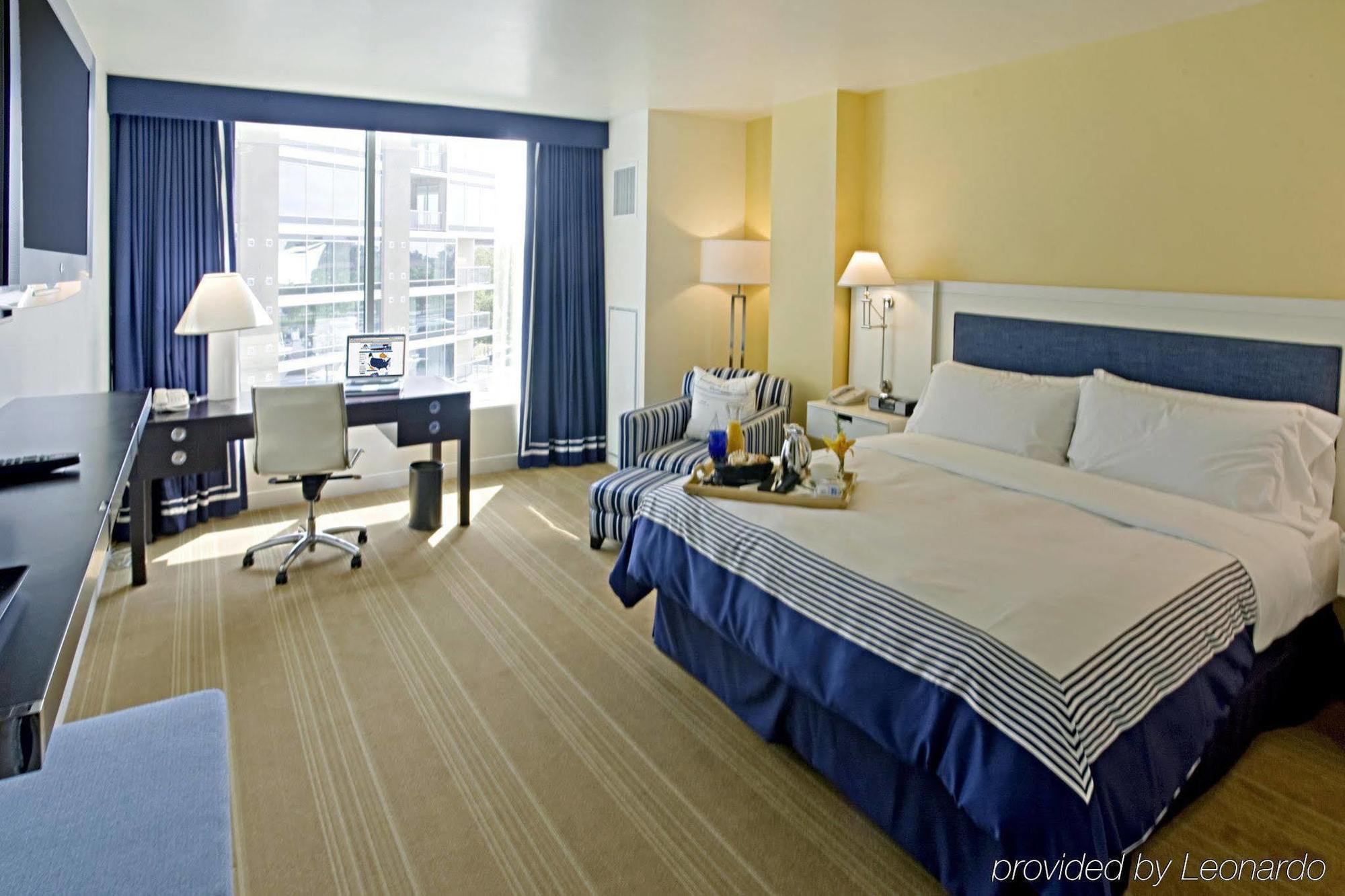 فندق ستوكتون، كاليفورنيافي  فندق جامعة بلازا واترفرونت الغرفة الصورة
